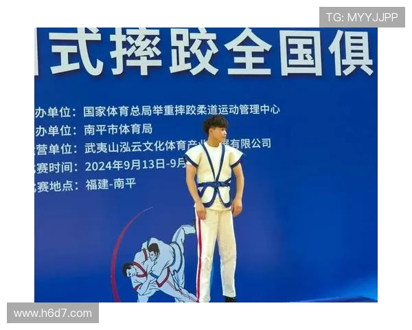 中国选手勇夺世界散打锦标赛五个级别冠军 展现强大实力 中国选手勇夺世界散打锦标赛五个级别冠军 展现强大实力